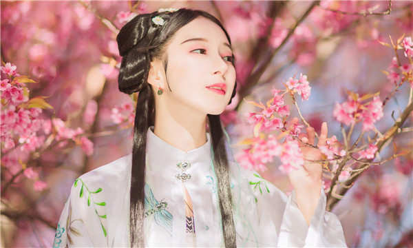 关岭供卵试管婴儿：助您实现家庭梦想的科学方案
